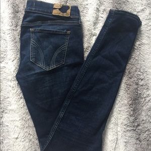 Hollister dark wash skinny jeans